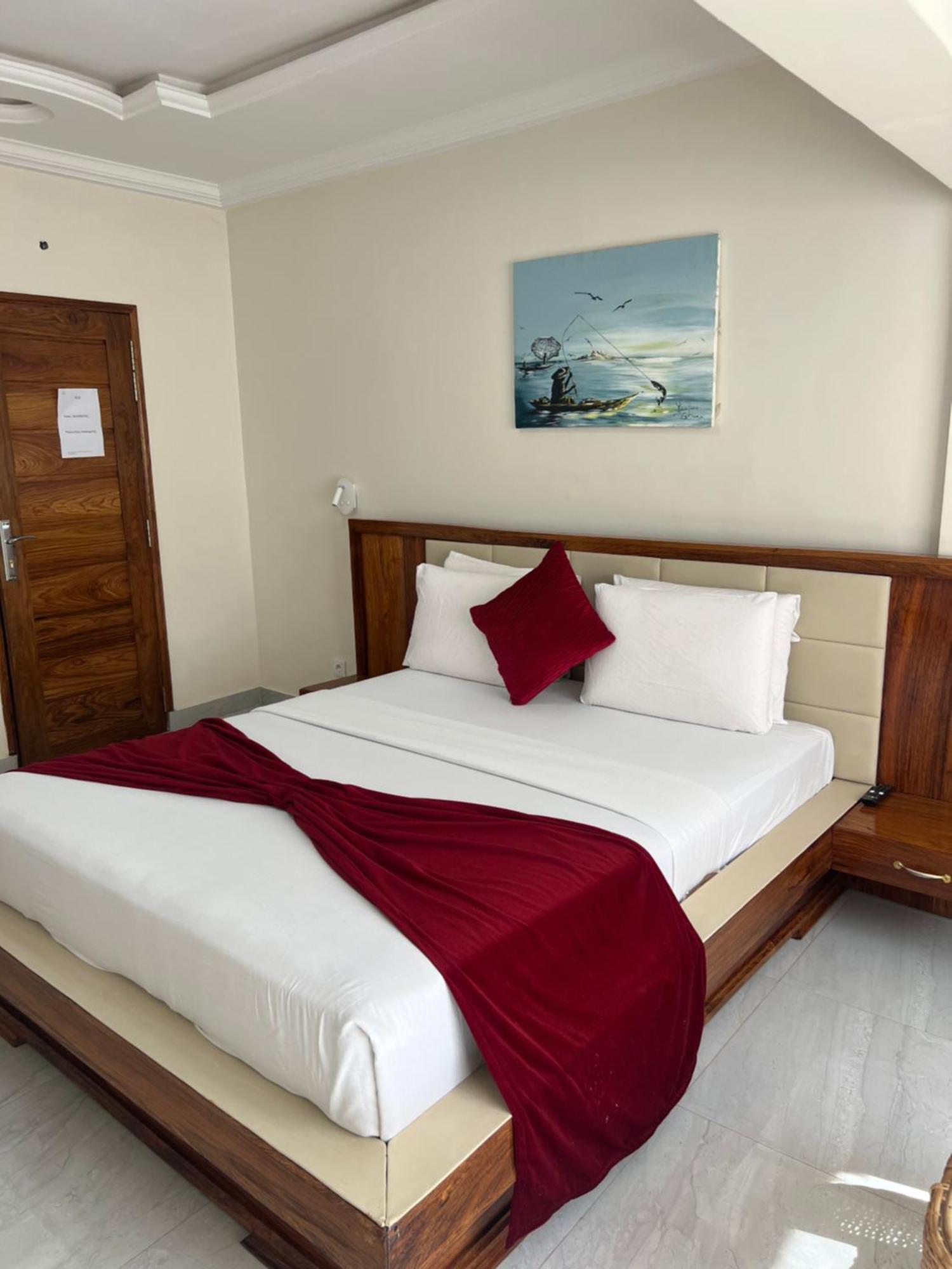 Mag Palace Hotel Bissau Buitenkant foto