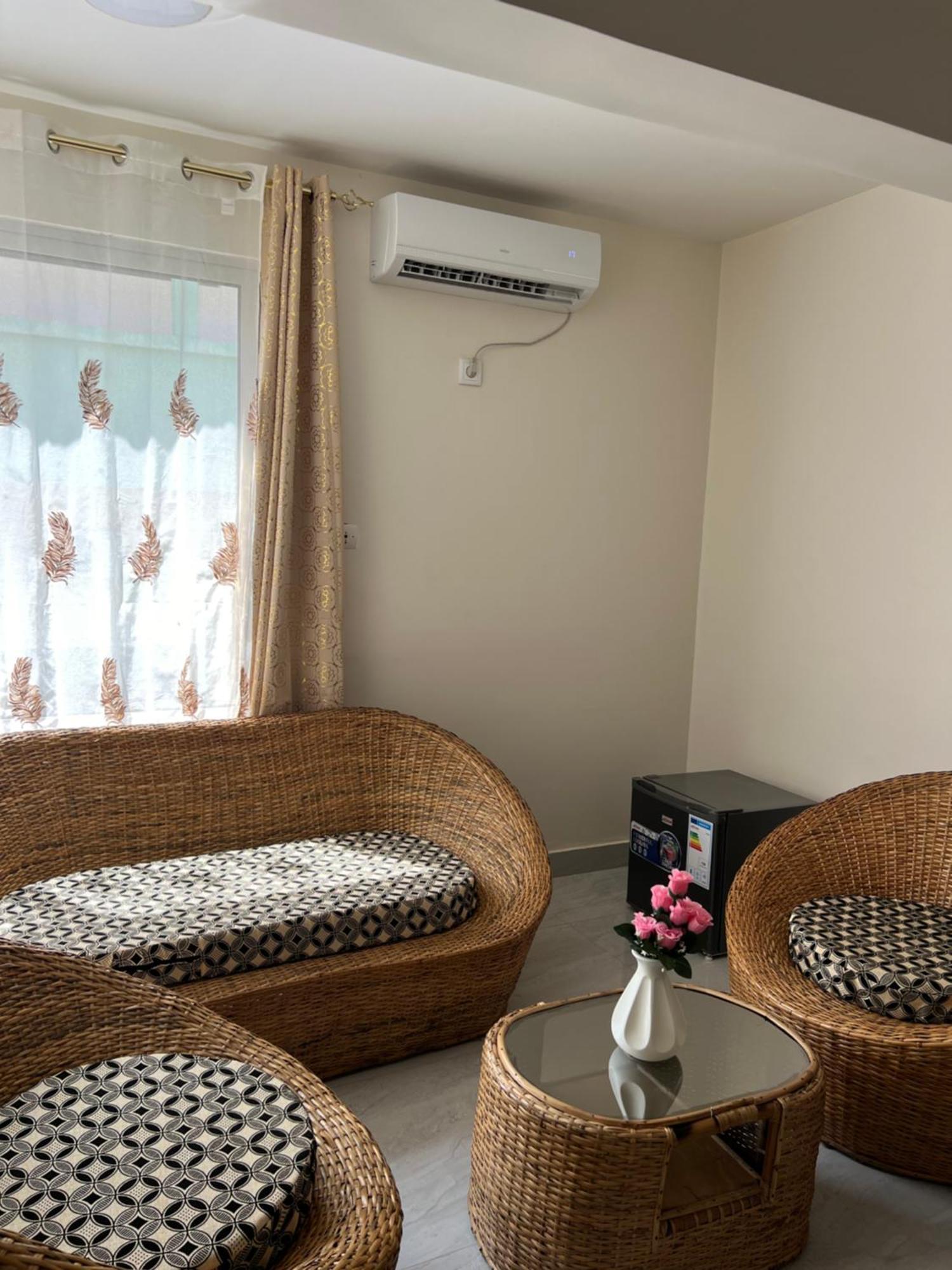 Mag Palace Hotel Bissau Buitenkant foto